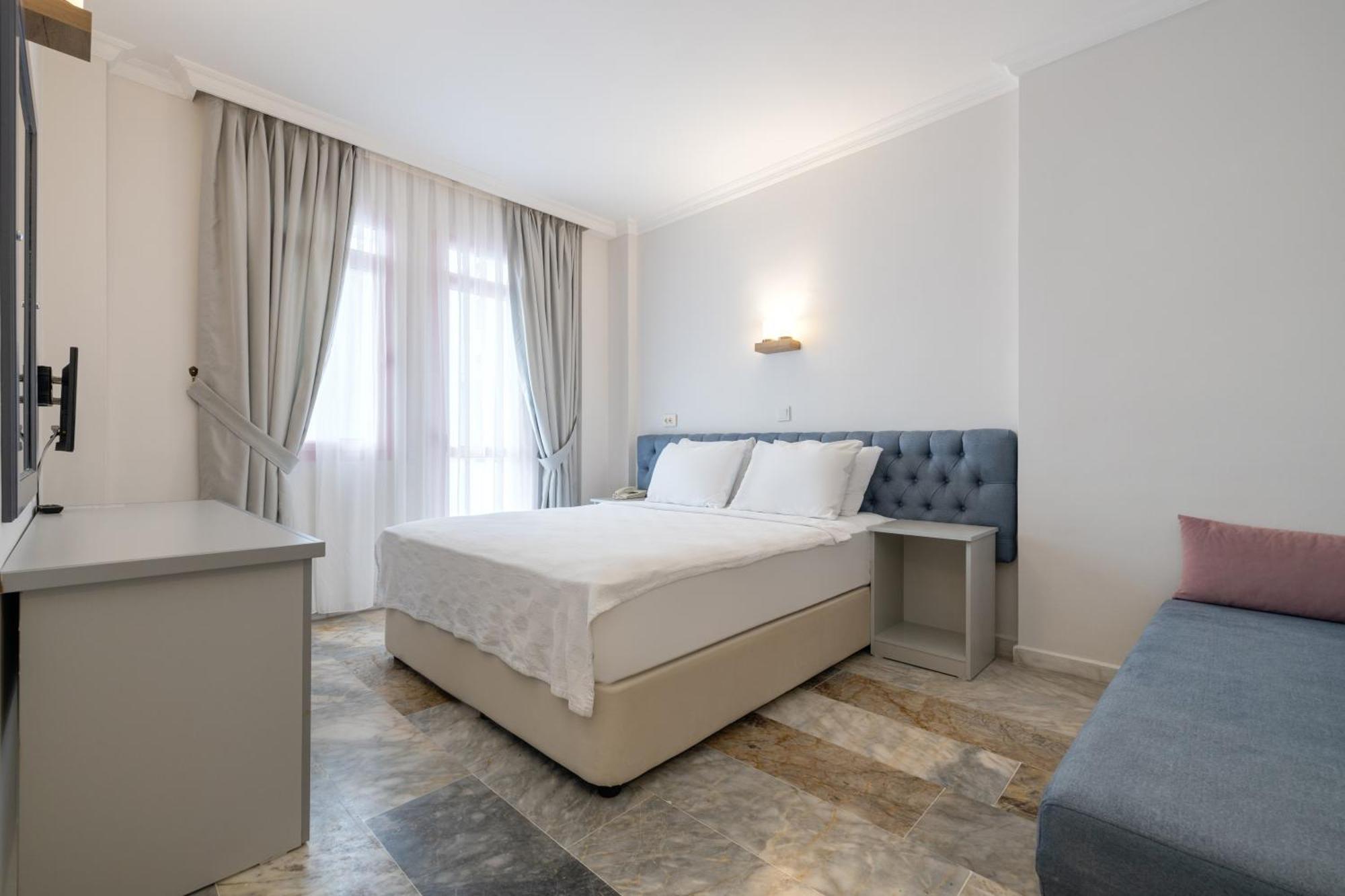 Hanedan Beach Hotel Foça Eksteriør bilde