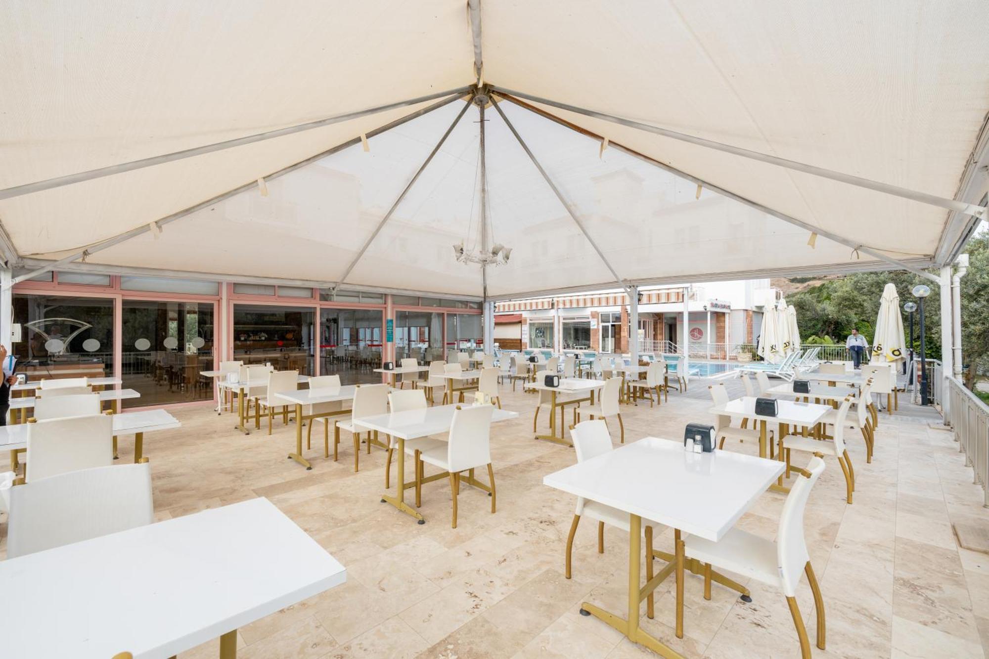 Hanedan Beach Hotel Foça Eksteriør bilde