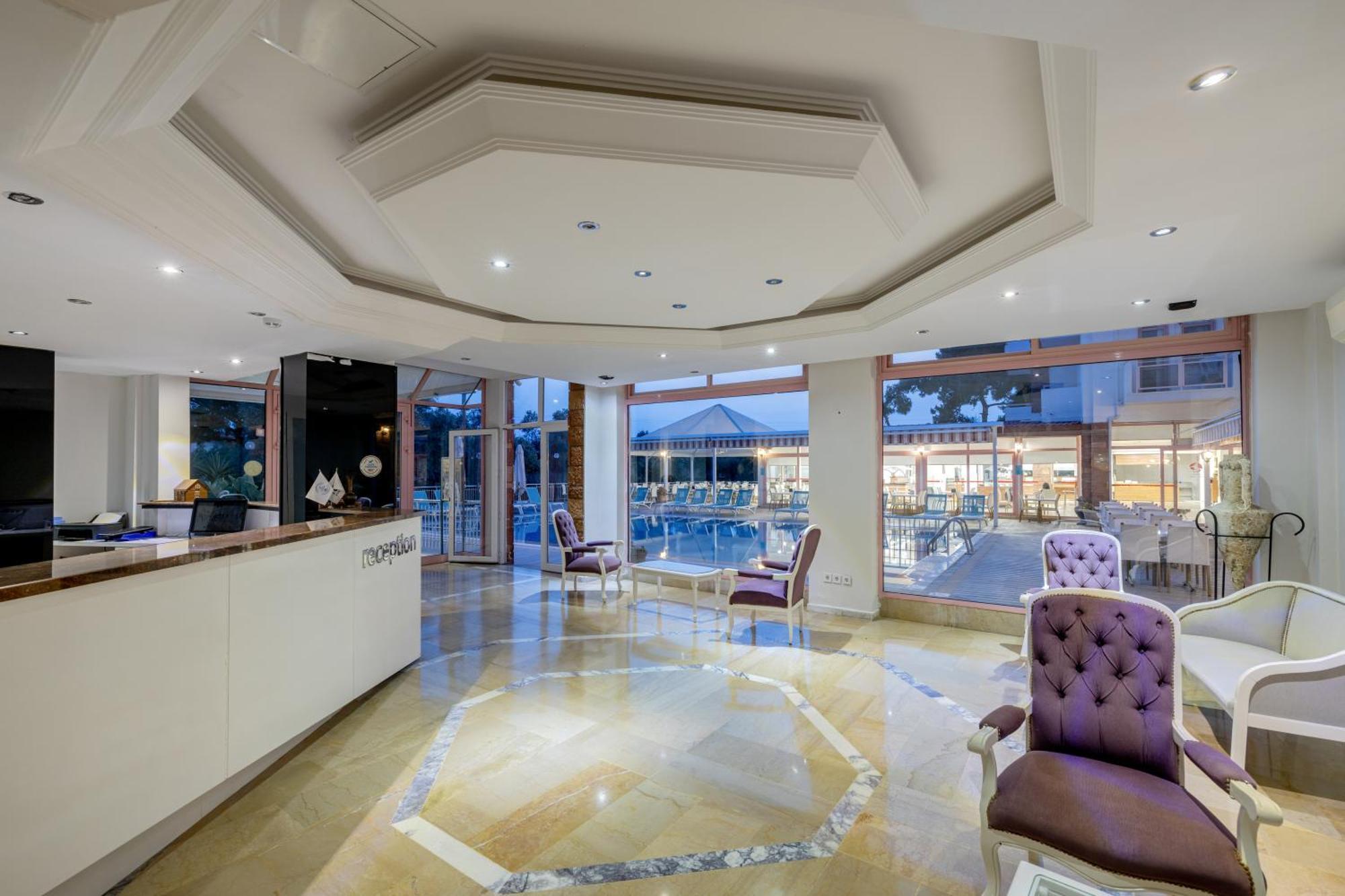 Hanedan Beach Hotel Foça Eksteriør bilde