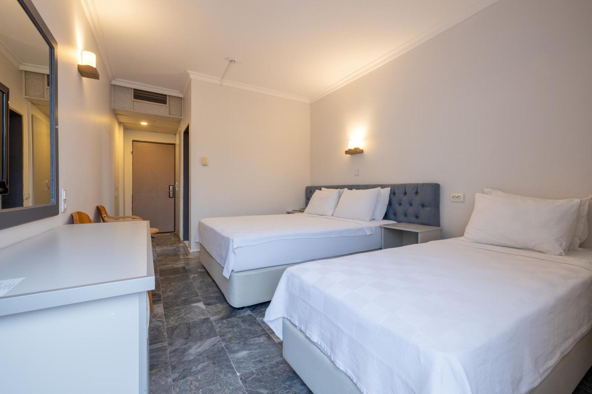 Hanedan Beach Hotel Foça Eksteriør bilde
